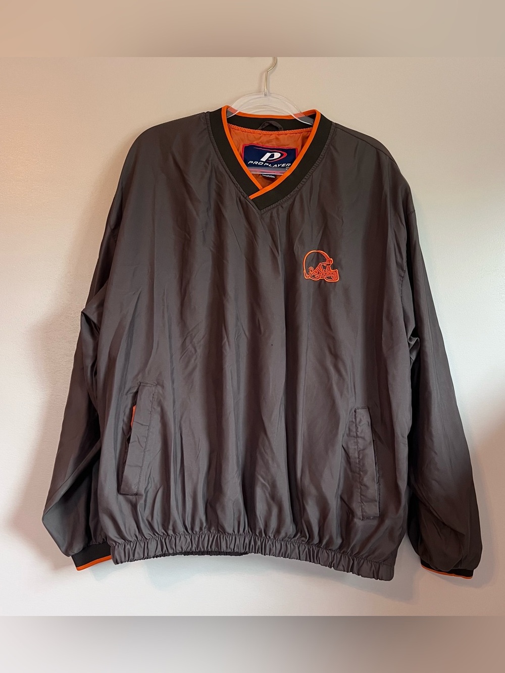 Proplayer Cleveland Browns Windbreaker jacket - size L